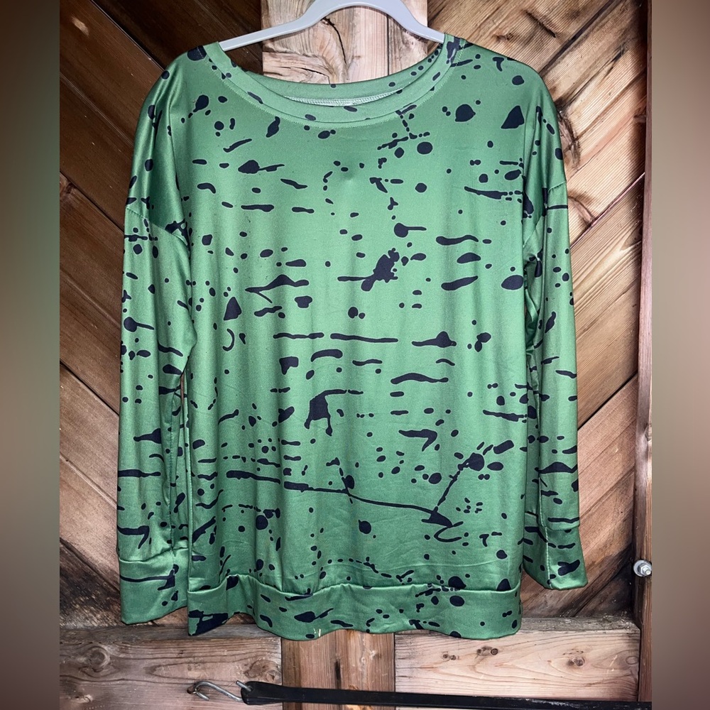 Camouflage sweatshirt